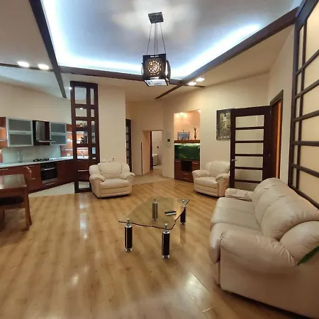 Two-bedroom In The Heart Of Kyiv